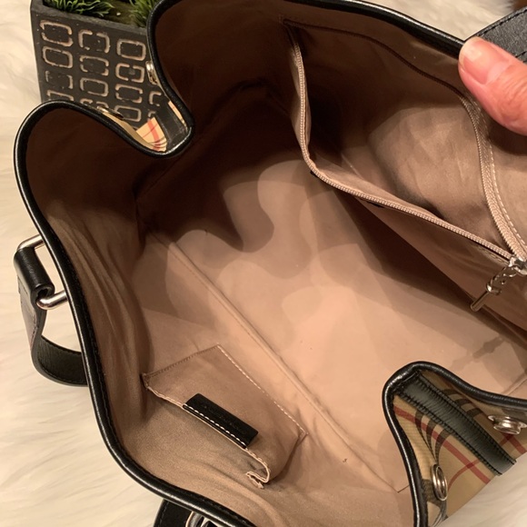 Burberry - Picture 4 of 16